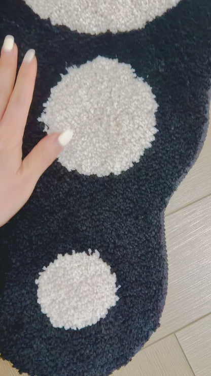 'Pre Order' PMWL tufted rug - White